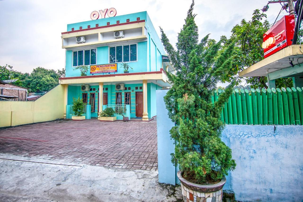 Oyo 796 Penginapan Fergael Pematangsiantar Ngoại thất bức ảnh