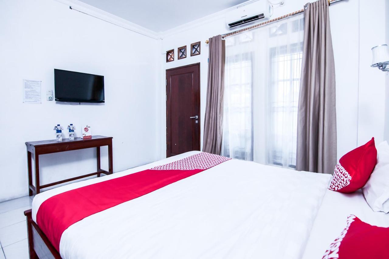 Oyo 796 Penginapan Fergael Pematangsiantar Ngoại thất bức ảnh
