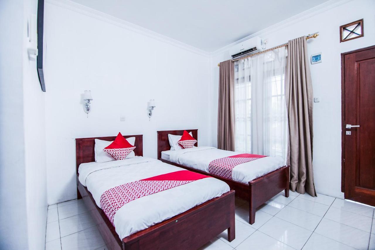 Oyo 796 Penginapan Fergael Pematangsiantar Ngoại thất bức ảnh