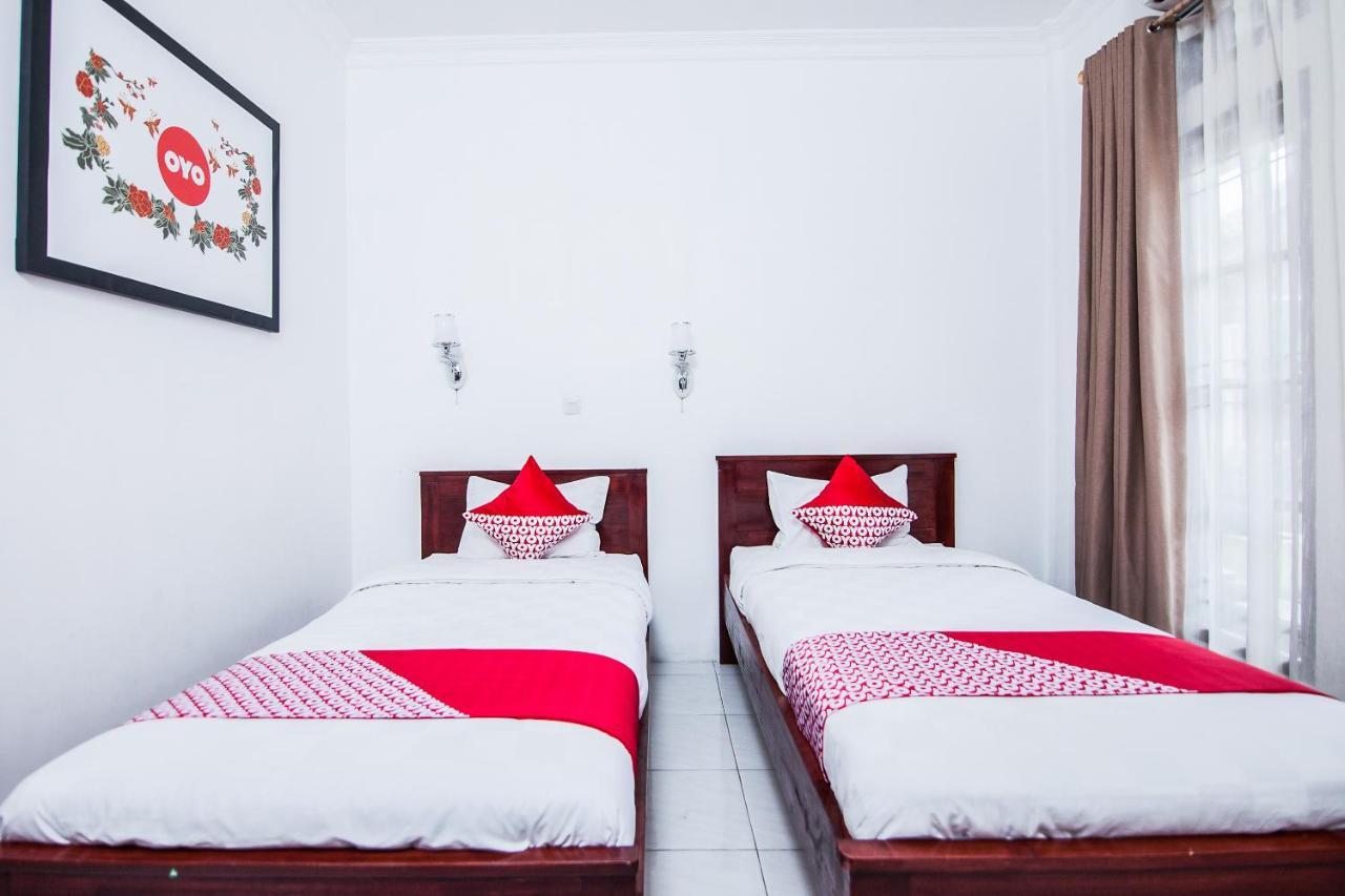 Oyo 796 Penginapan Fergael Pematangsiantar Ngoại thất bức ảnh
